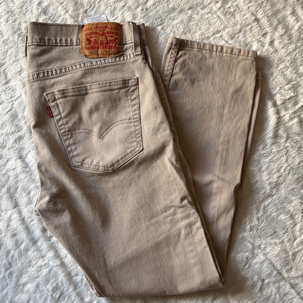 Levi's Men's Beige Straight Jeans
